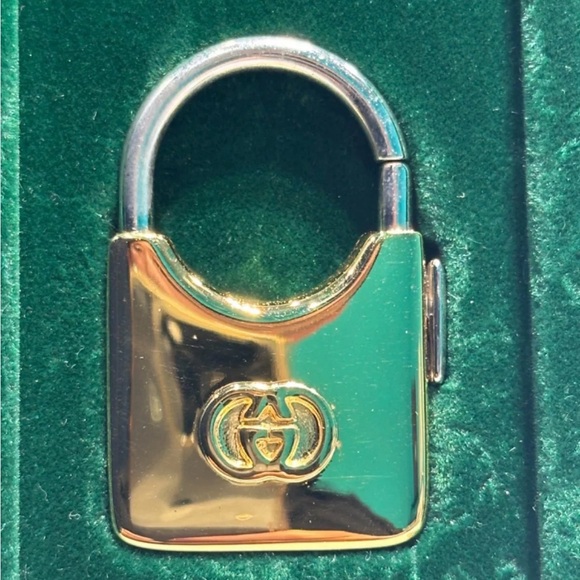 Gucci Padlock Motif Bag Charm Key Chain - Picture 3 of 5
